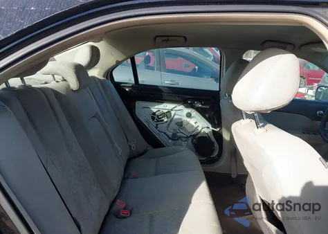 2011 Ford Fusion Se from USA, damaged, VIN 3FAHP0HA1BR327723